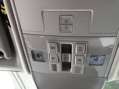 2026 Volkswagen Taos SE w/panoramic sunroof