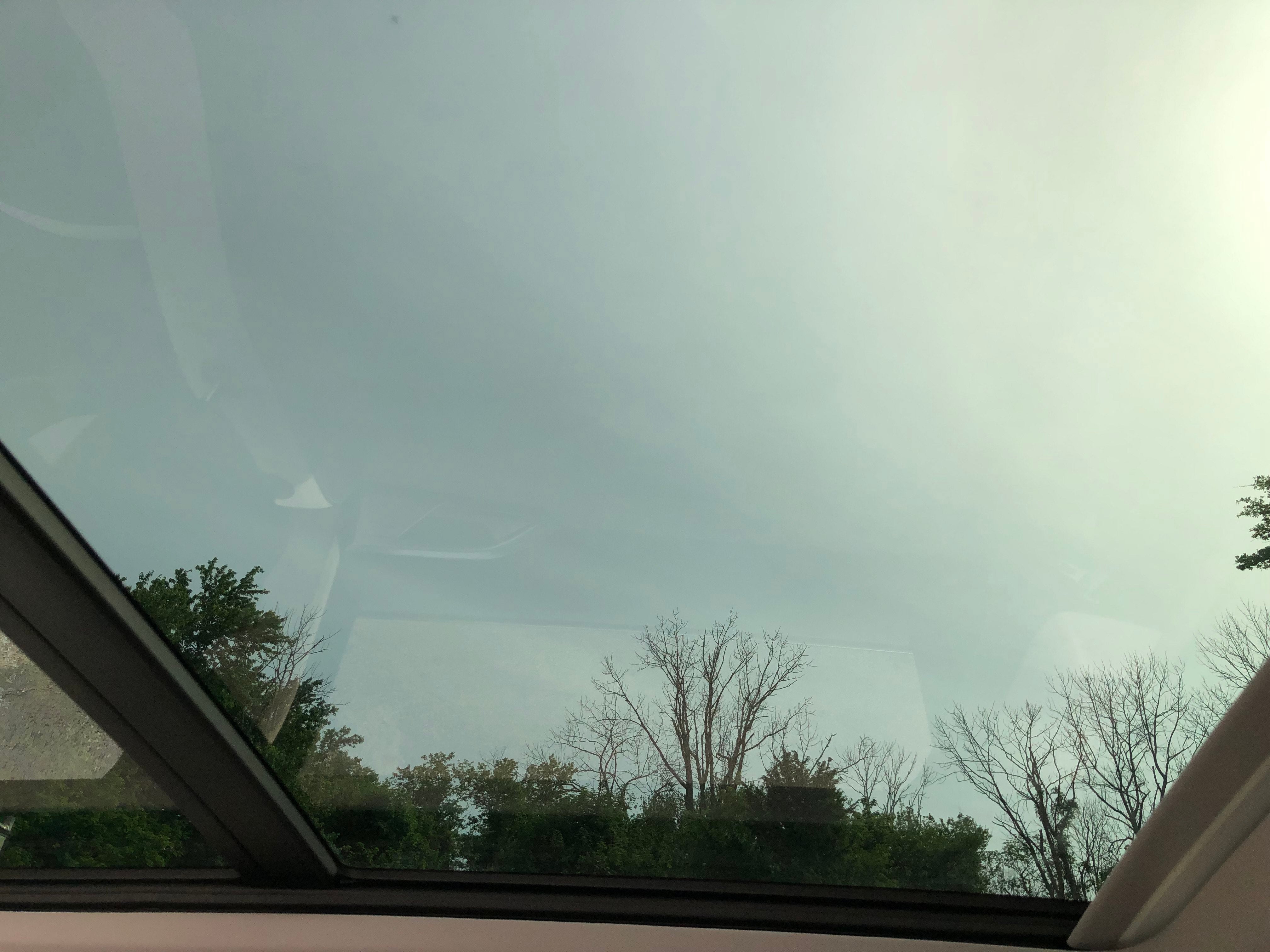 2026 Volkswagen Taos SE w/panoramic sunroof