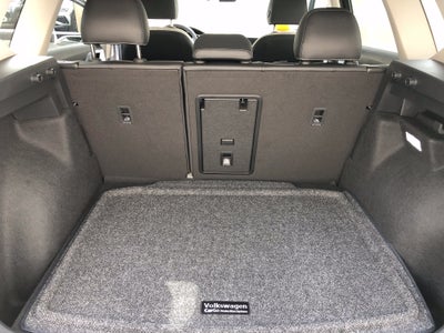 2026 Volkswagen Taos SE w/panoramic sunroof
