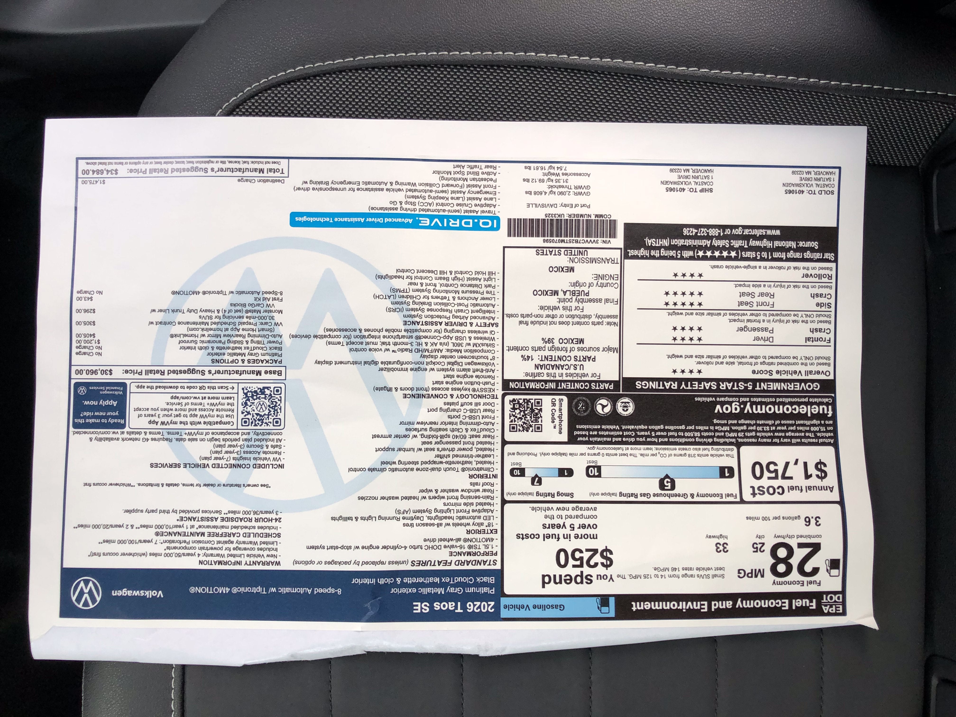 2026 Volkswagen Taos SE w/panoramic sunroof