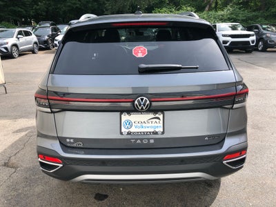2026 Volkswagen Taos SE w/panoramic sunroof