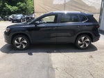 2026 Volkswagen Taos SE w/panoramic sunroof