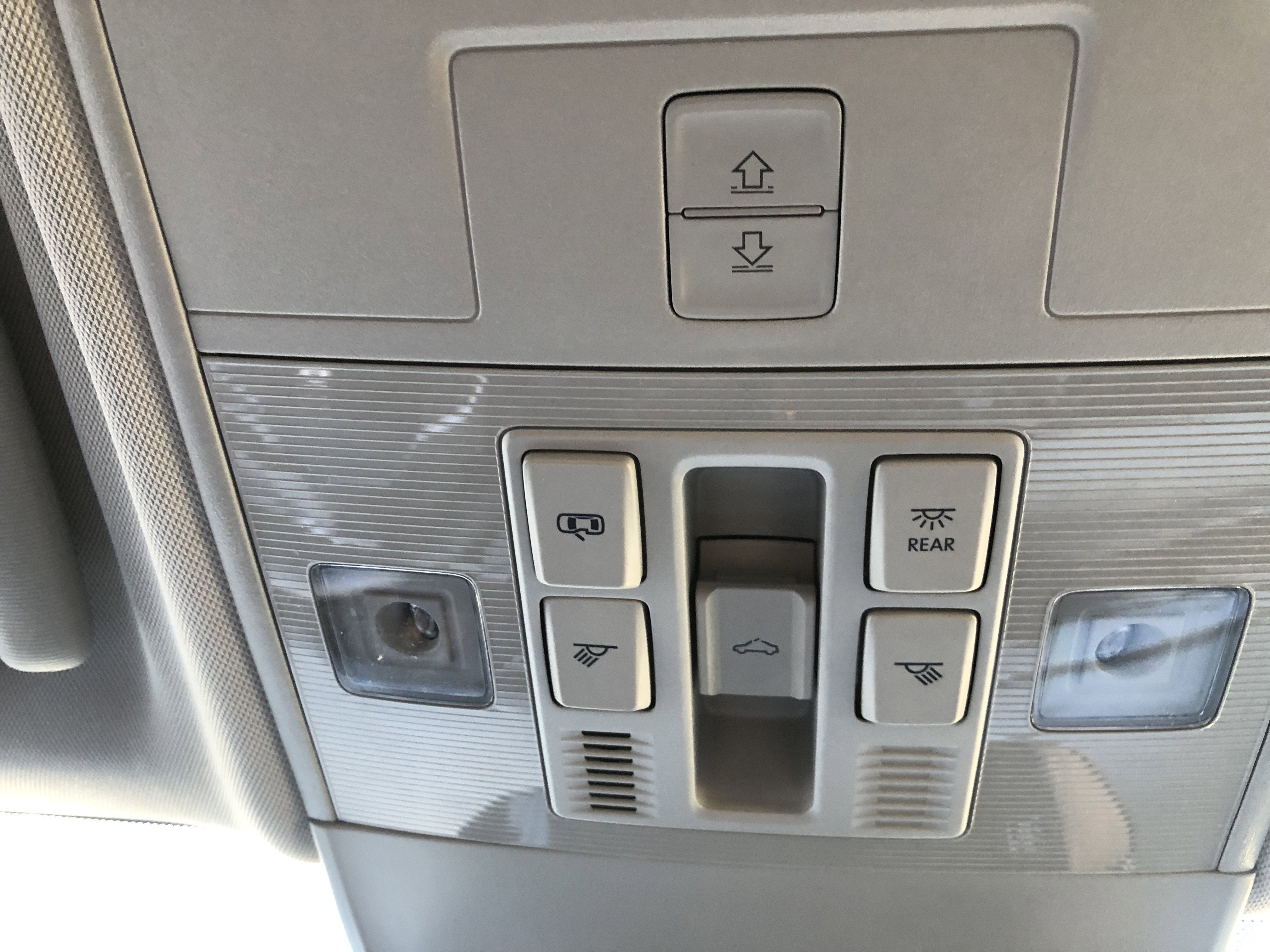 2026 Volkswagen Taos SE w/panoramic sunroof