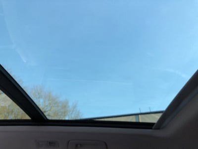 2026 Volkswagen Taos SE w/panoramic sunroof