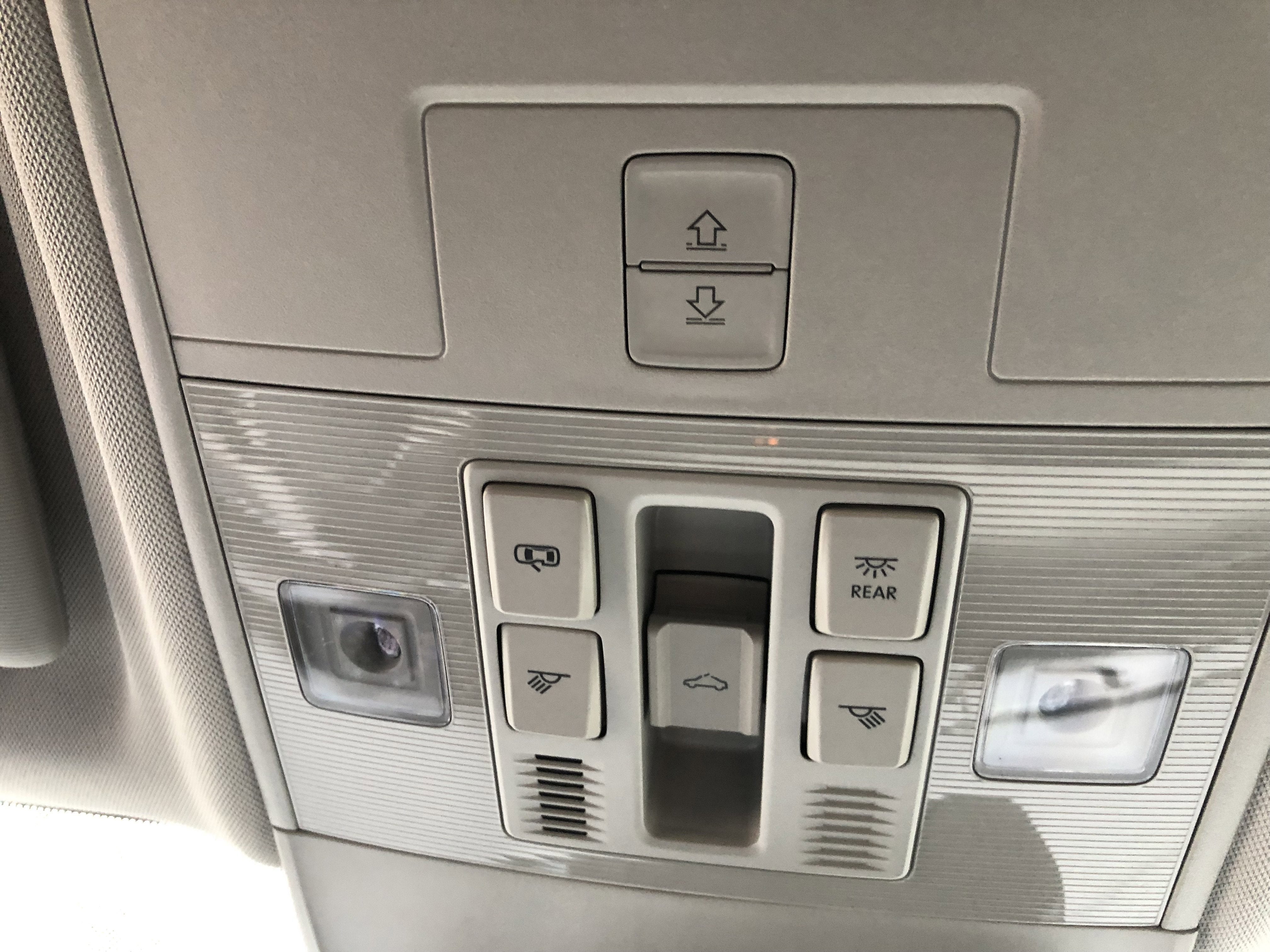 2026 Volkswagen Taos SE w/panoramic sunroof