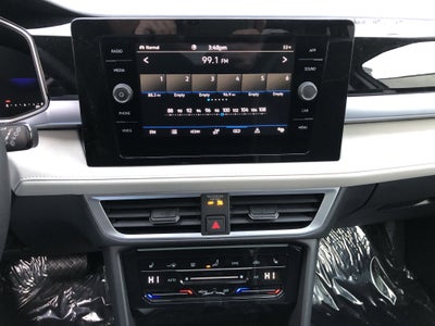 2026 Volkswagen Taos SE w/panoramic sunroof