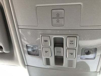 2026 Volkswagen Taos SE w/panoramic sunroof