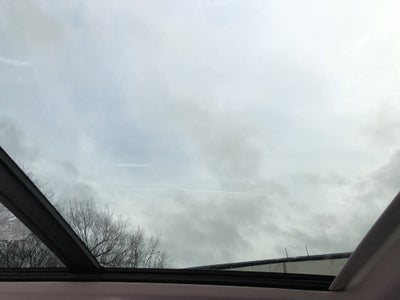 2026 Volkswagen Taos SE w/panoramic sunroof