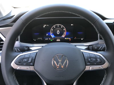 2026 Volkswagen Taos SE