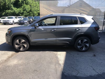 2026 Volkswagen Taos SE
