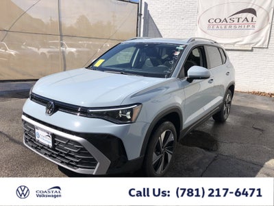2026 Volkswagen Taos SE w/panoramic sunroof