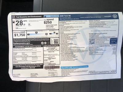 2026 Volkswagen Taos SE w/panoramic sunroof