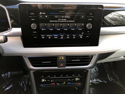 2026 Volkswagen Taos SE w/panoramic sunroof