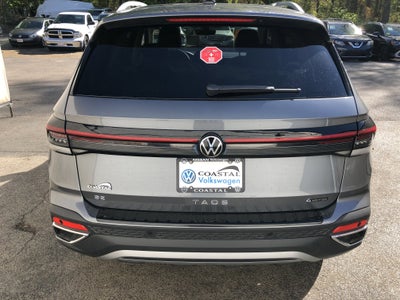 2026 Volkswagen Taos SE w/panoramic sunroof