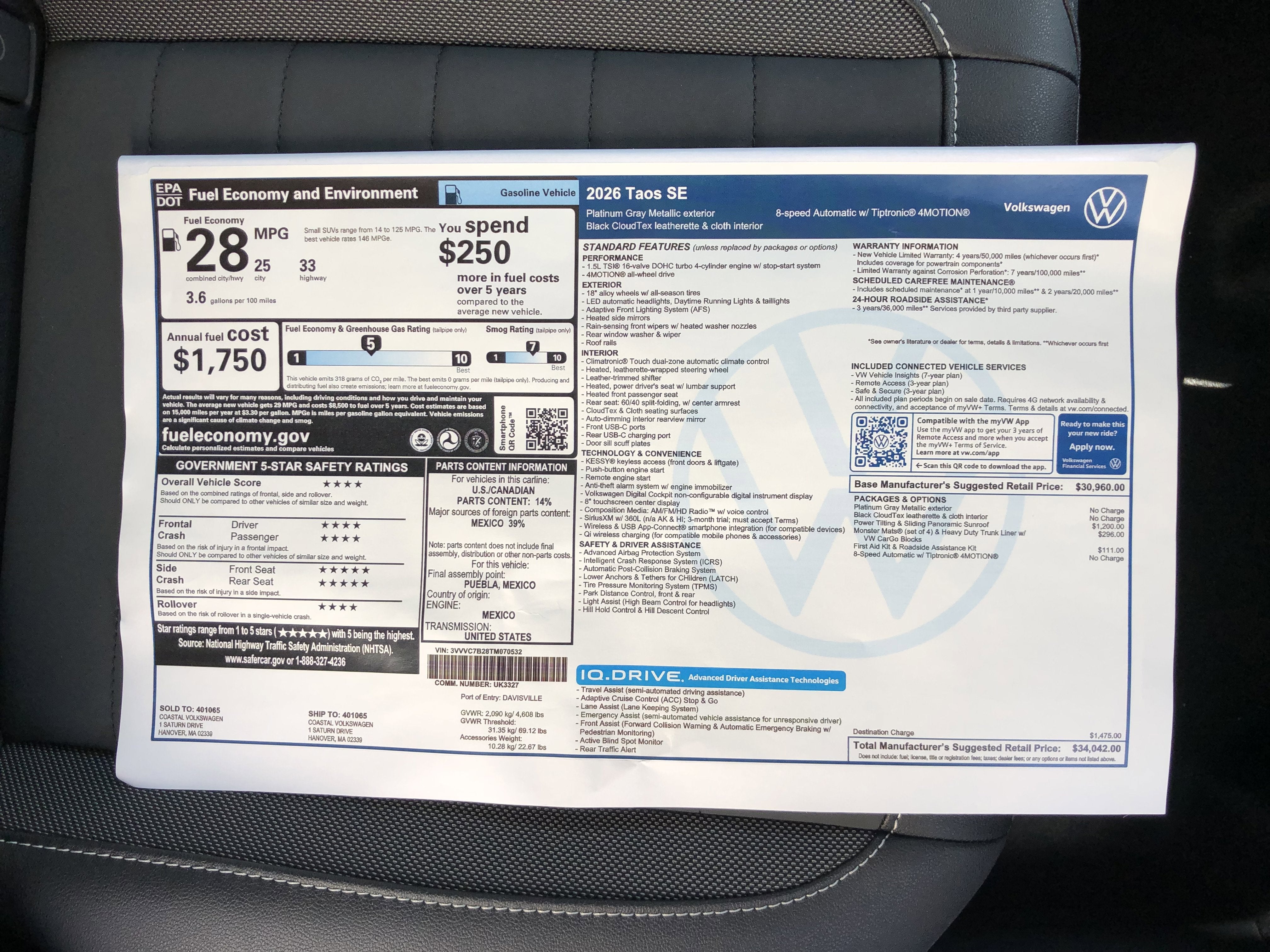 2026 Volkswagen Taos SE w/panoramic sunroof