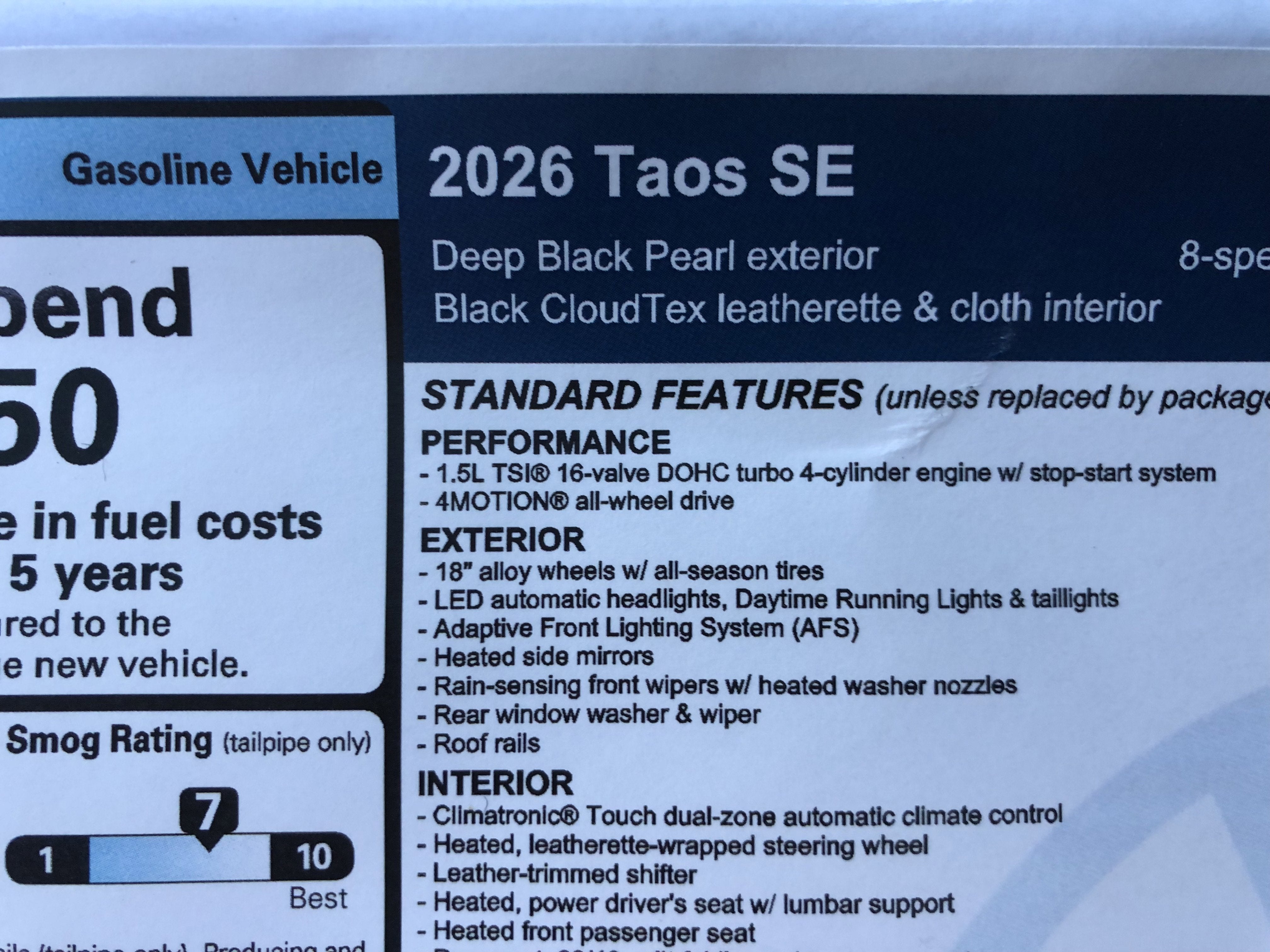 2026 Volkswagen Taos SE w/panoramic sunroof