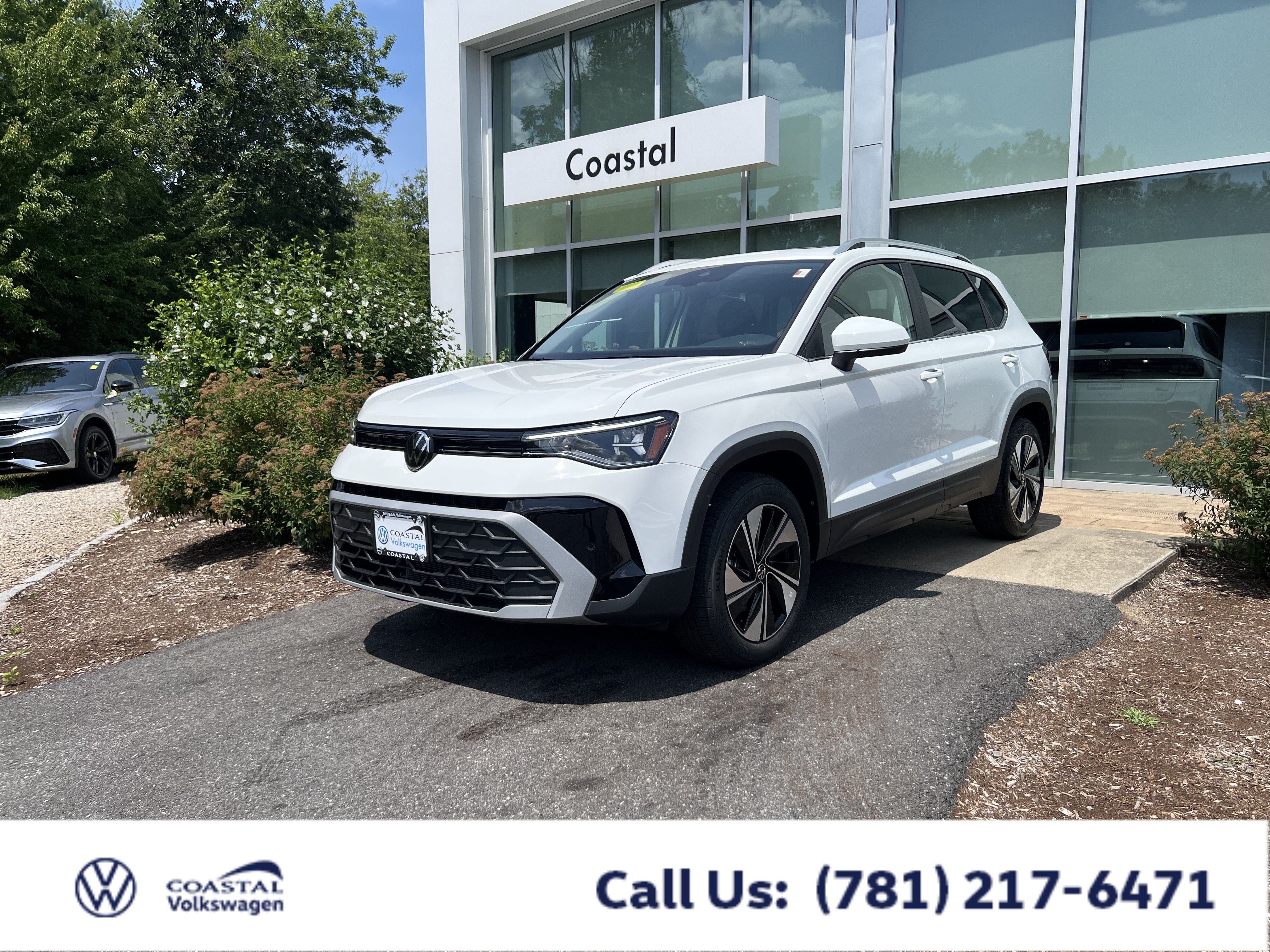 2026 Volkswagen Taos SE w/panoramic sunroof