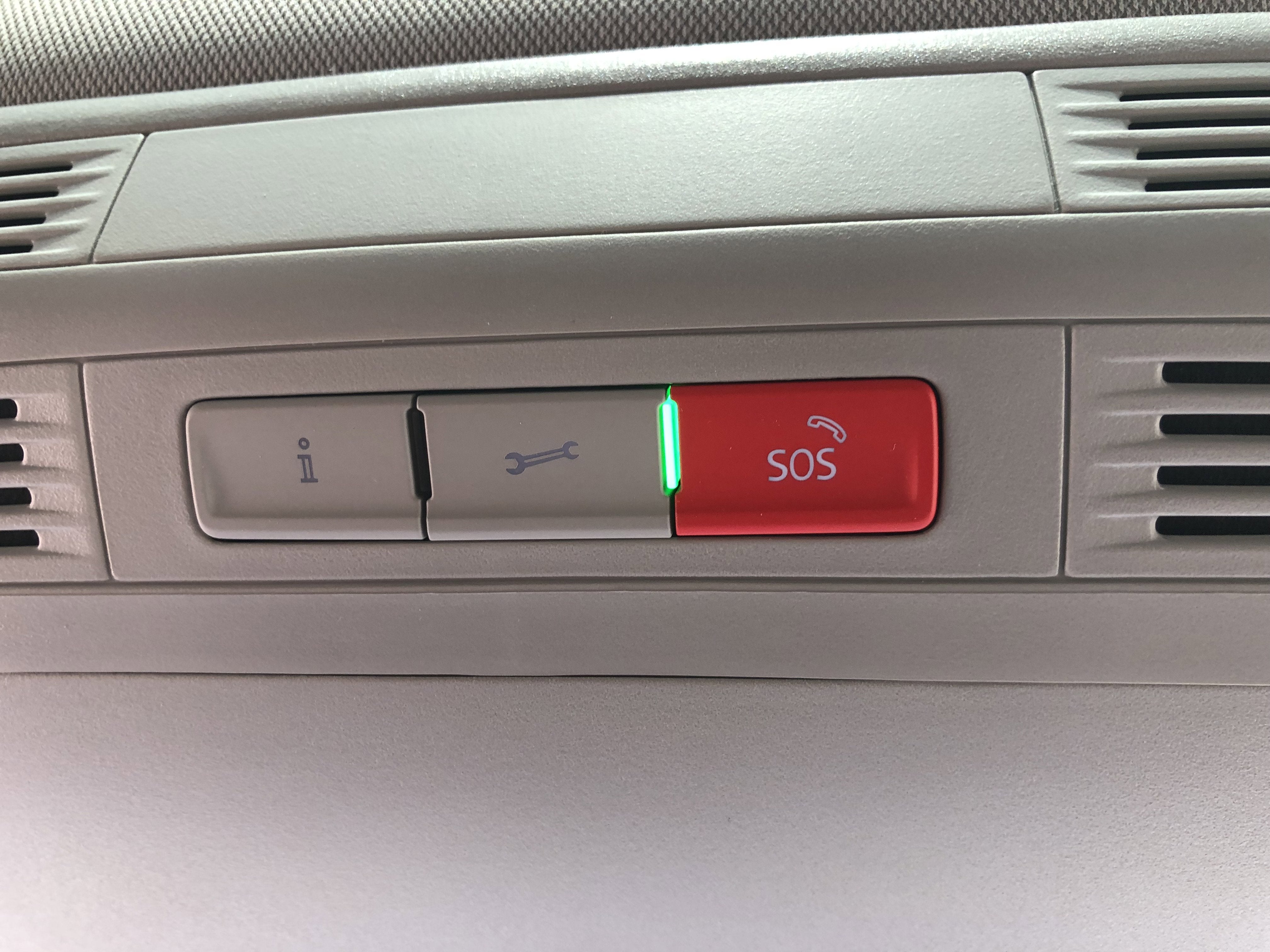 2026 Volkswagen Taos SE w/panoramic sunroof