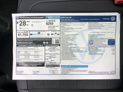2026 Volkswagen Taos SE w/panoramic sunroof