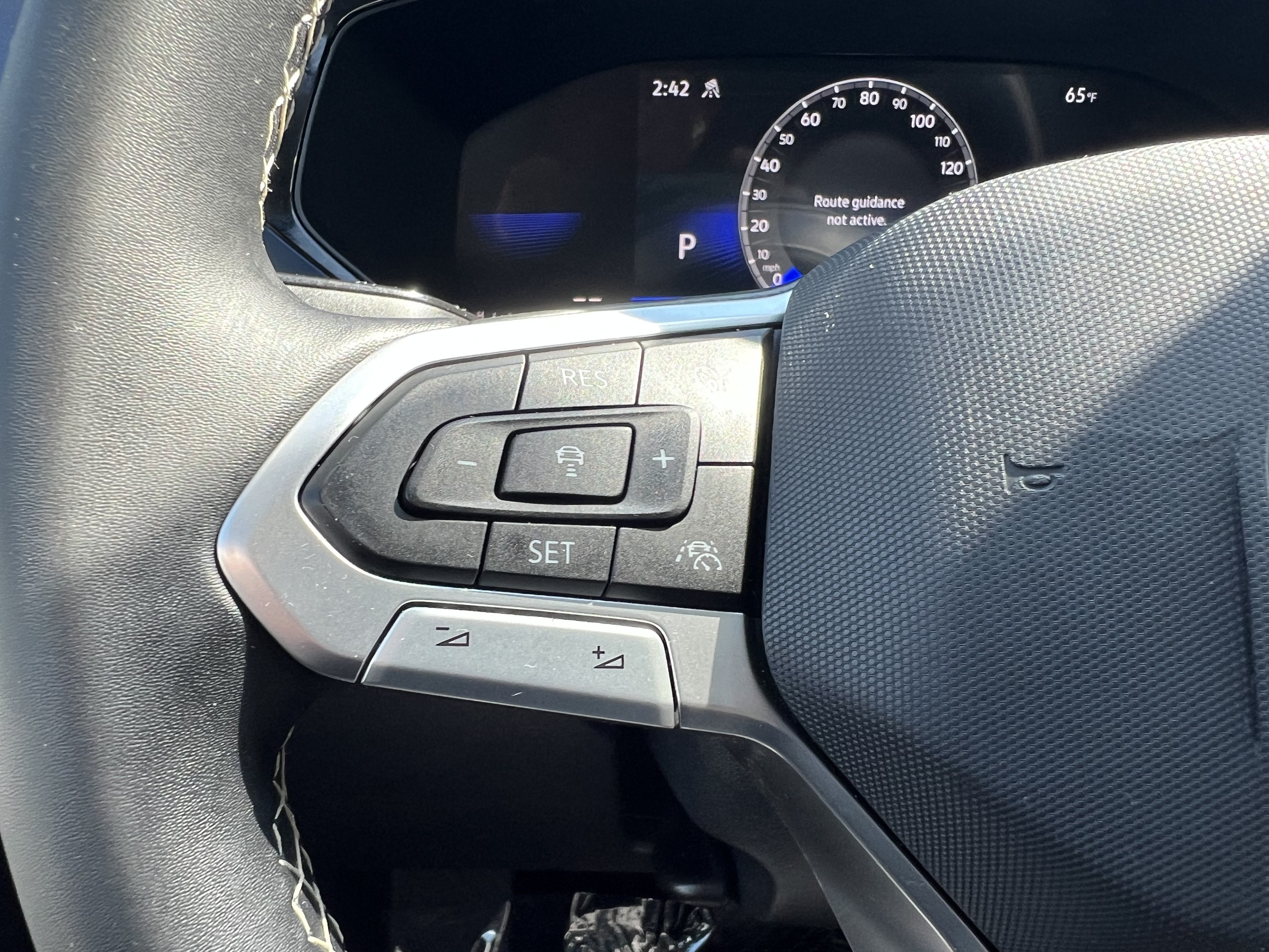 2023 Volkswagen Taos SE