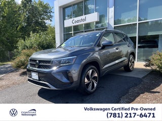 2023 Volkswagen Taos SE w/panoramic sunroof