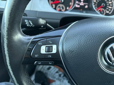 2017 Volkswagen Golf Base