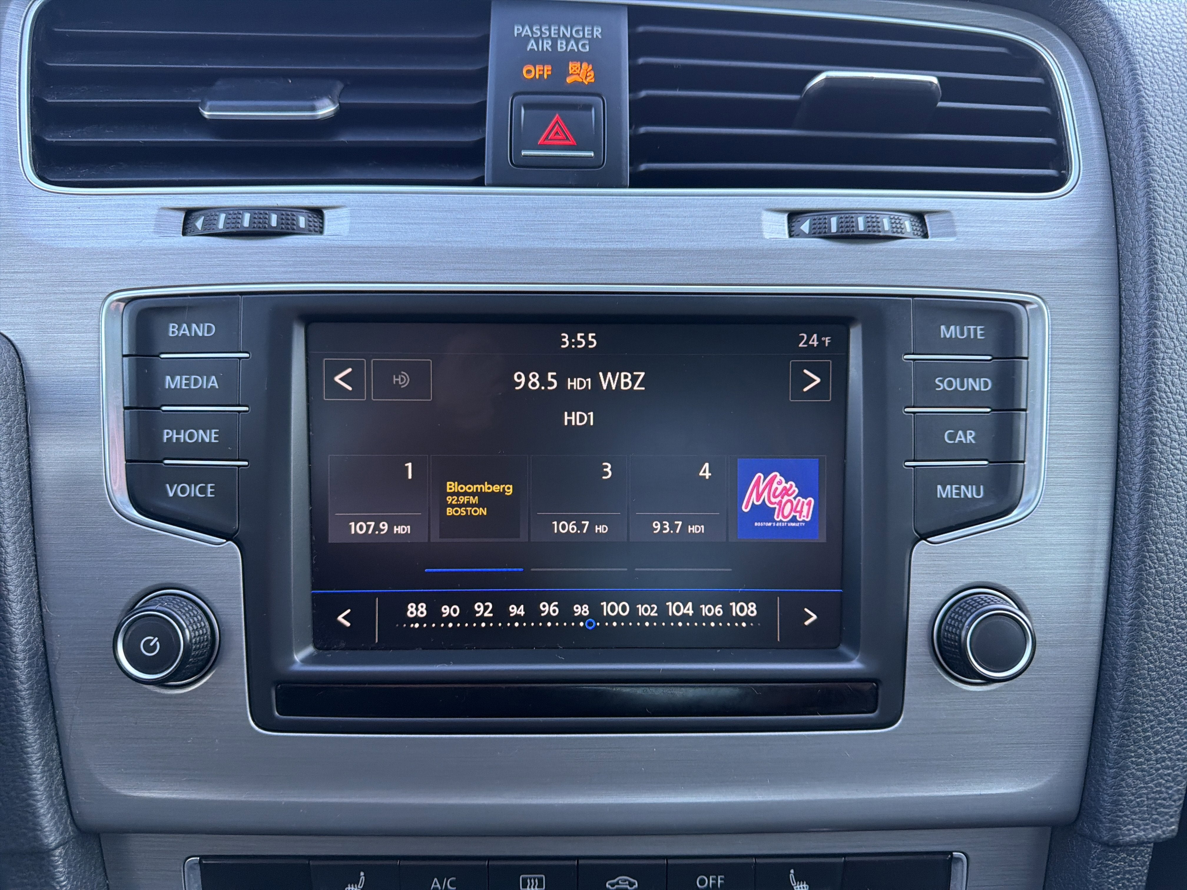 2017 Volkswagen Golf Base