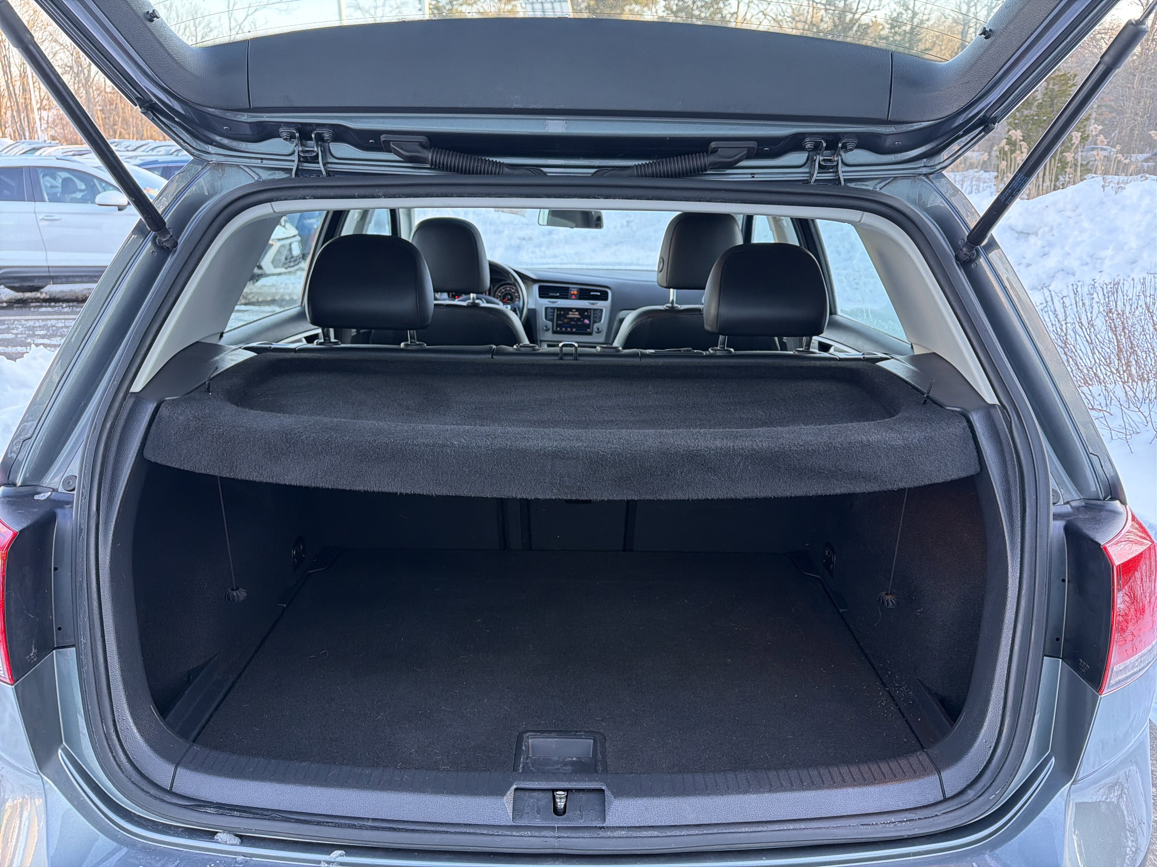 2017 Volkswagen Golf Base