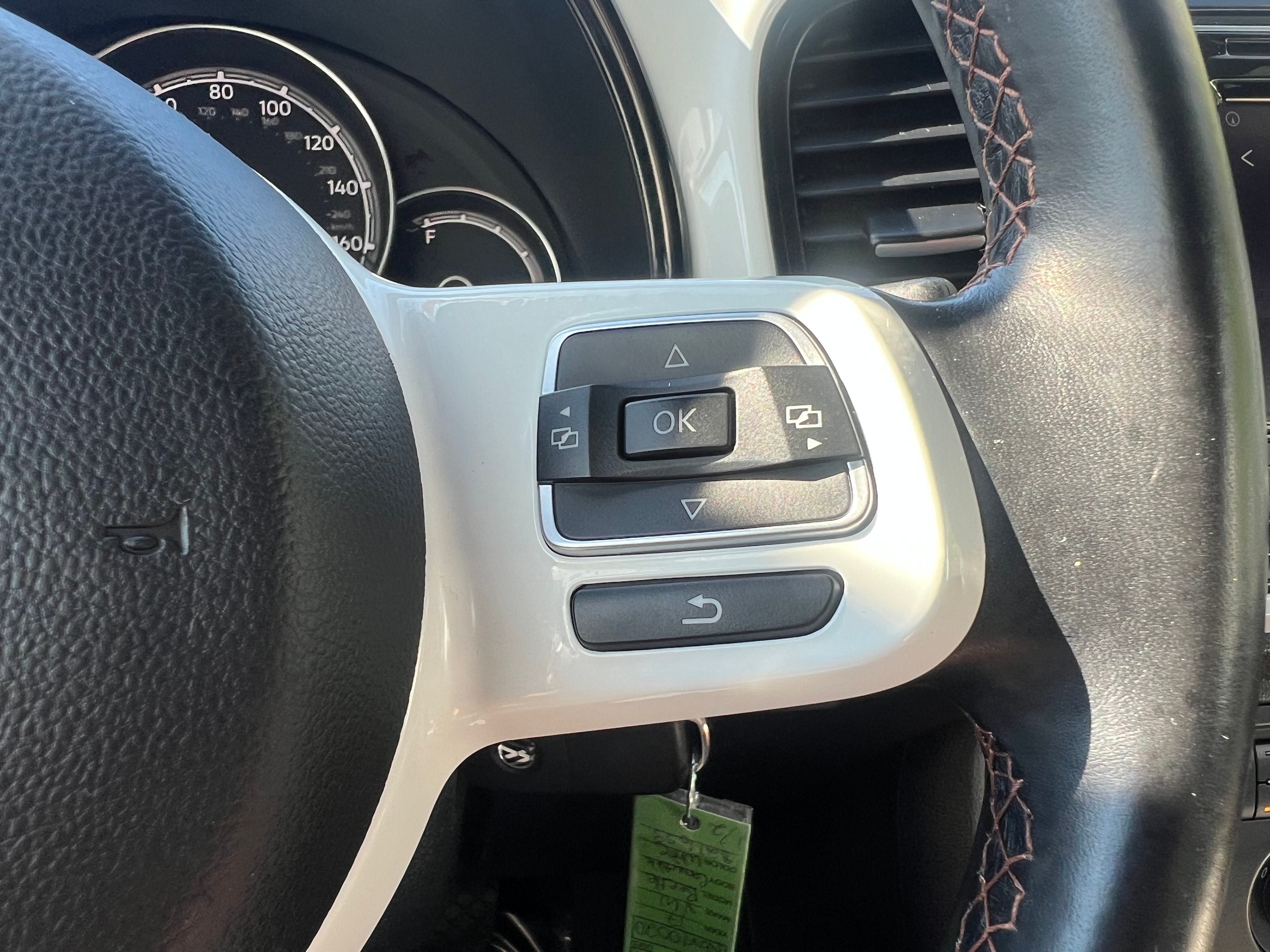 2017 Volkswagen Beetle Convertible Base