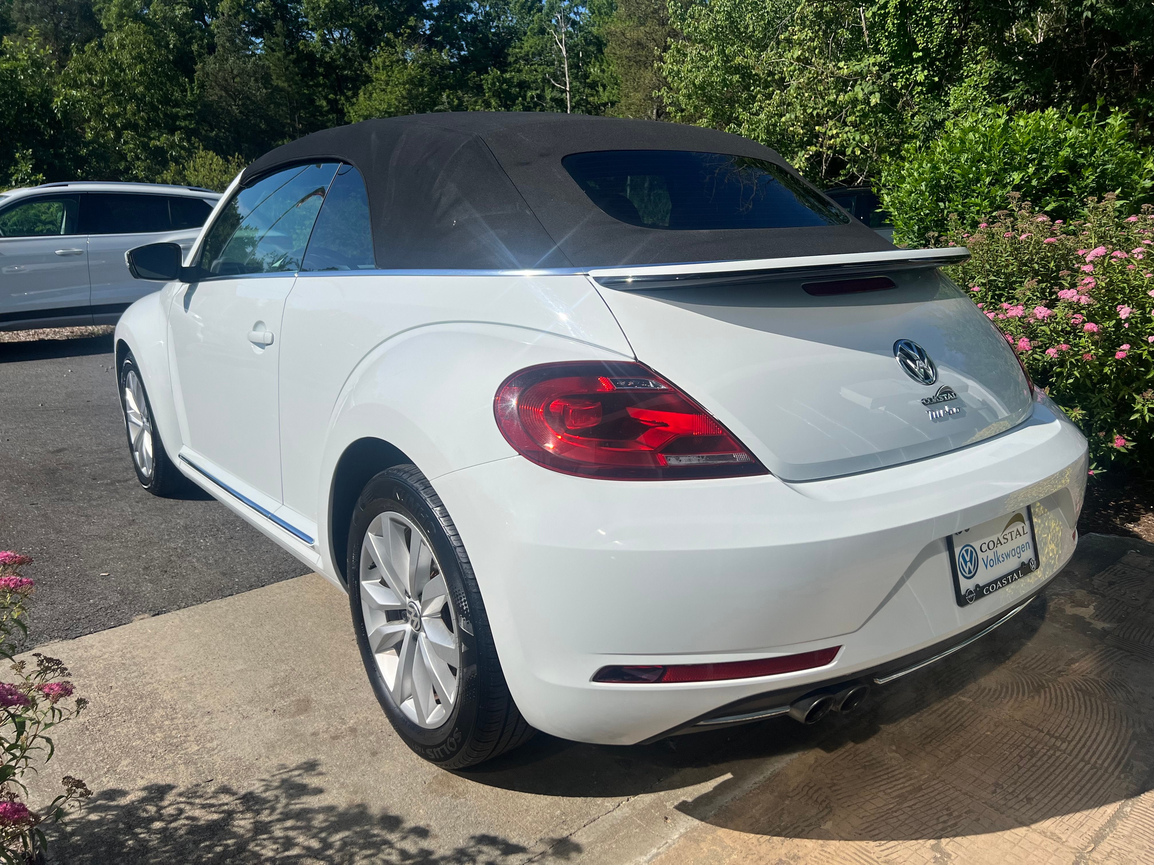 2017 Volkswagen Beetle Convertible Base