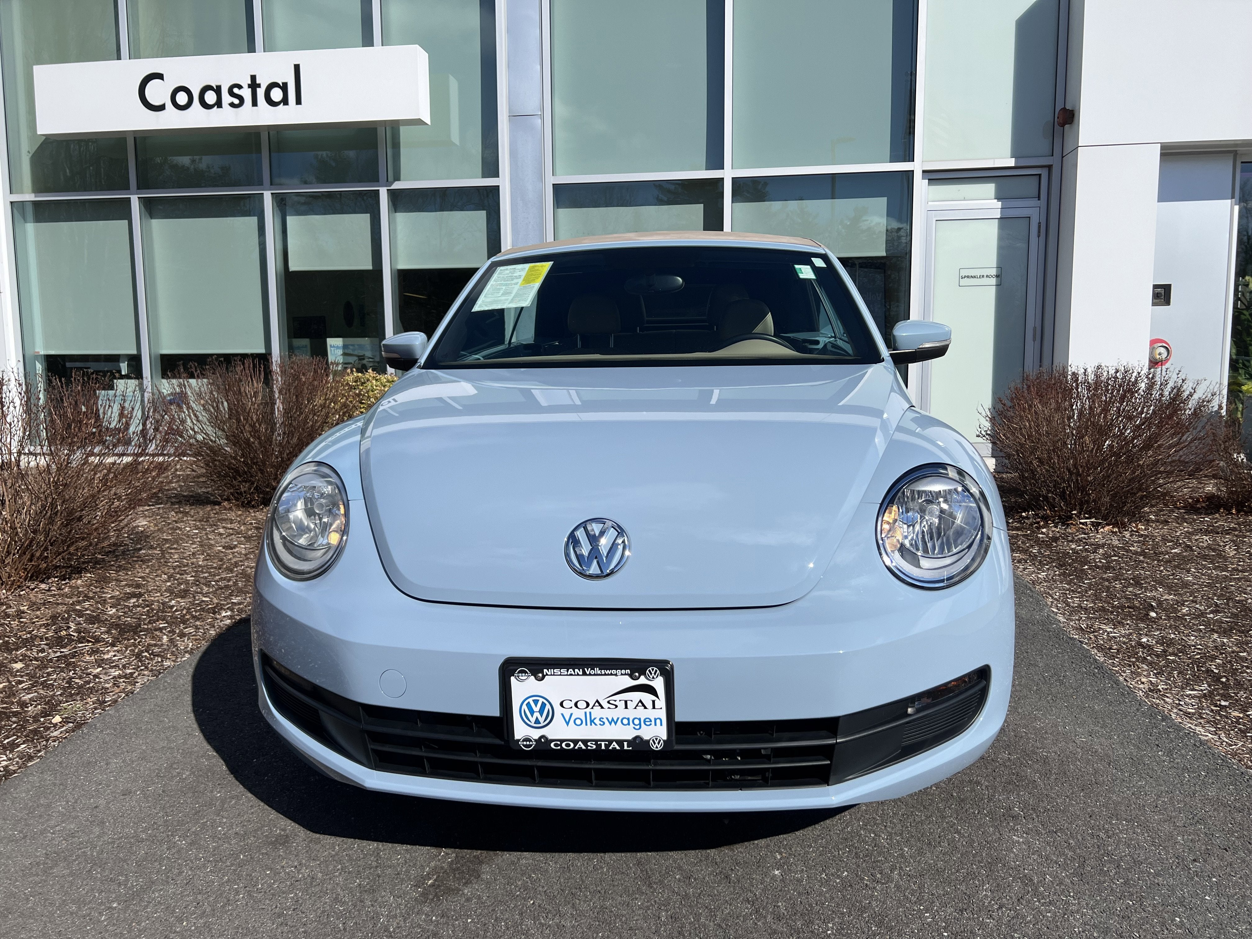 Used 2013 Volkswagen Beetle 2.5 with VIN 3VW5P7AT6DM830470 for sale in Hanover, MA