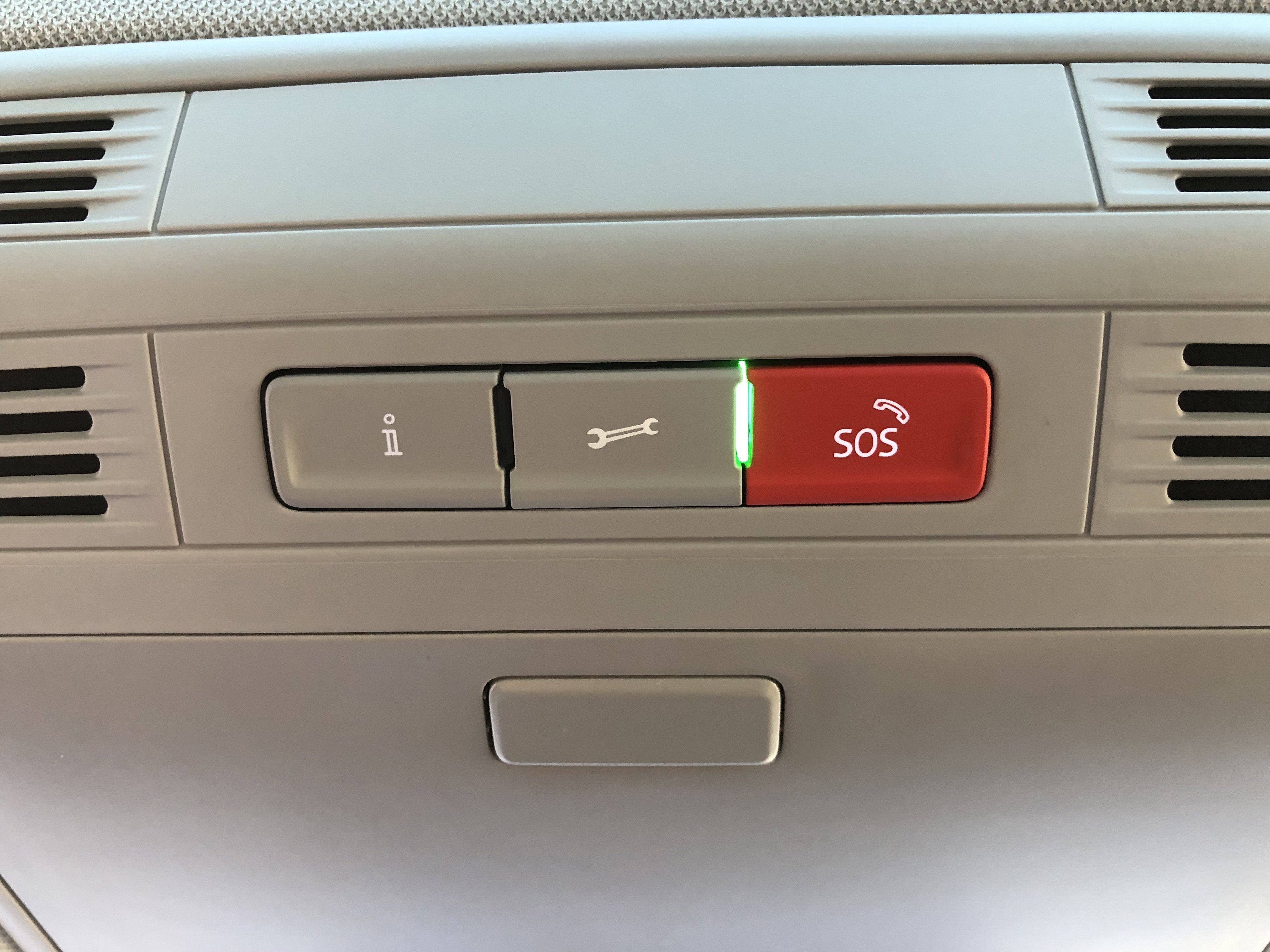 2026 Volkswagen Jetta SE w/black wheel package