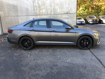 2026 Volkswagen Jetta SE w/black wheel package