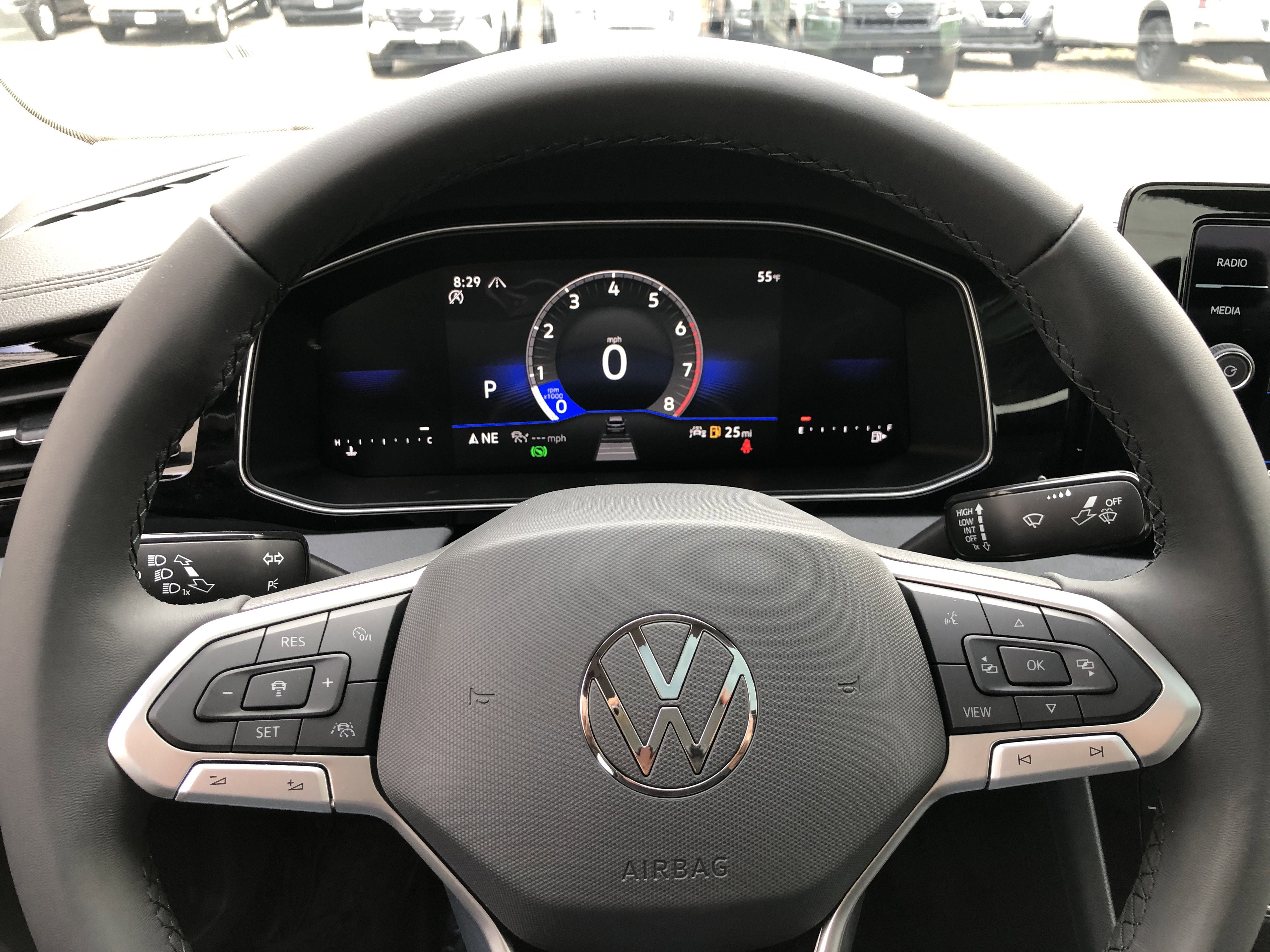 2026 Volkswagen Jetta SE w/black wheel package
