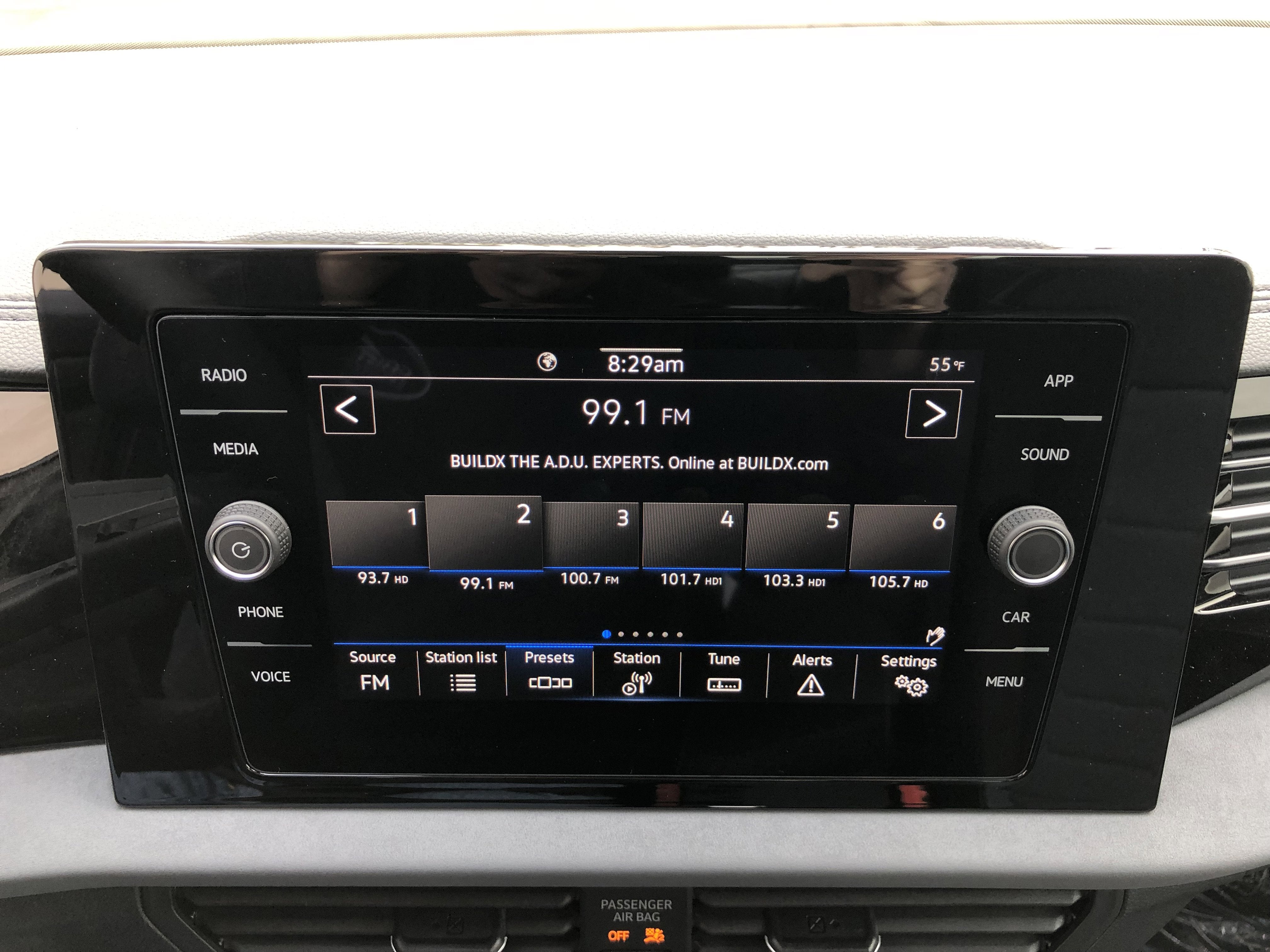 2026 Volkswagen Jetta SE w/black wheel package