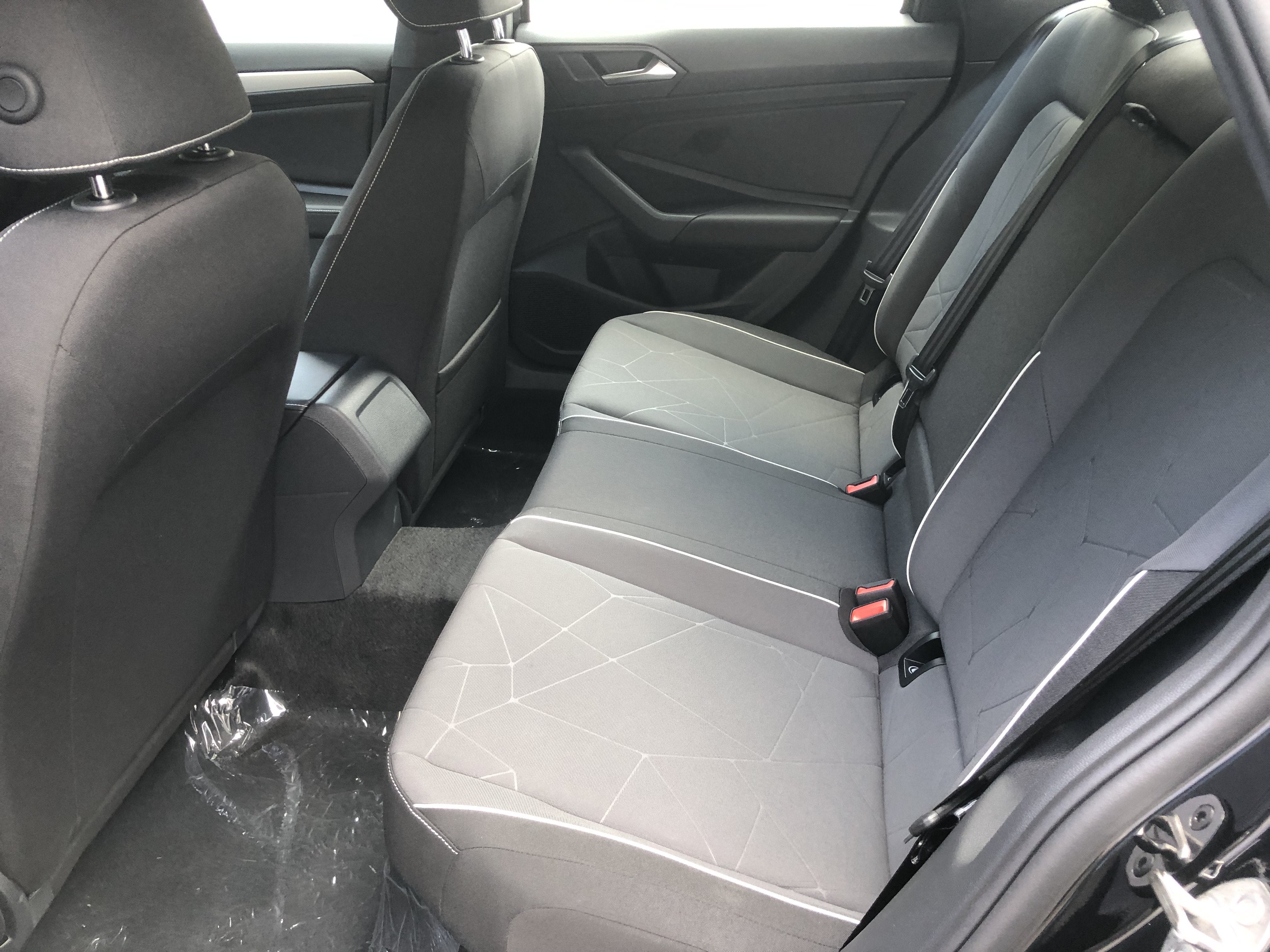 2026 Volkswagen Jetta Sport w/ext. range remote starter