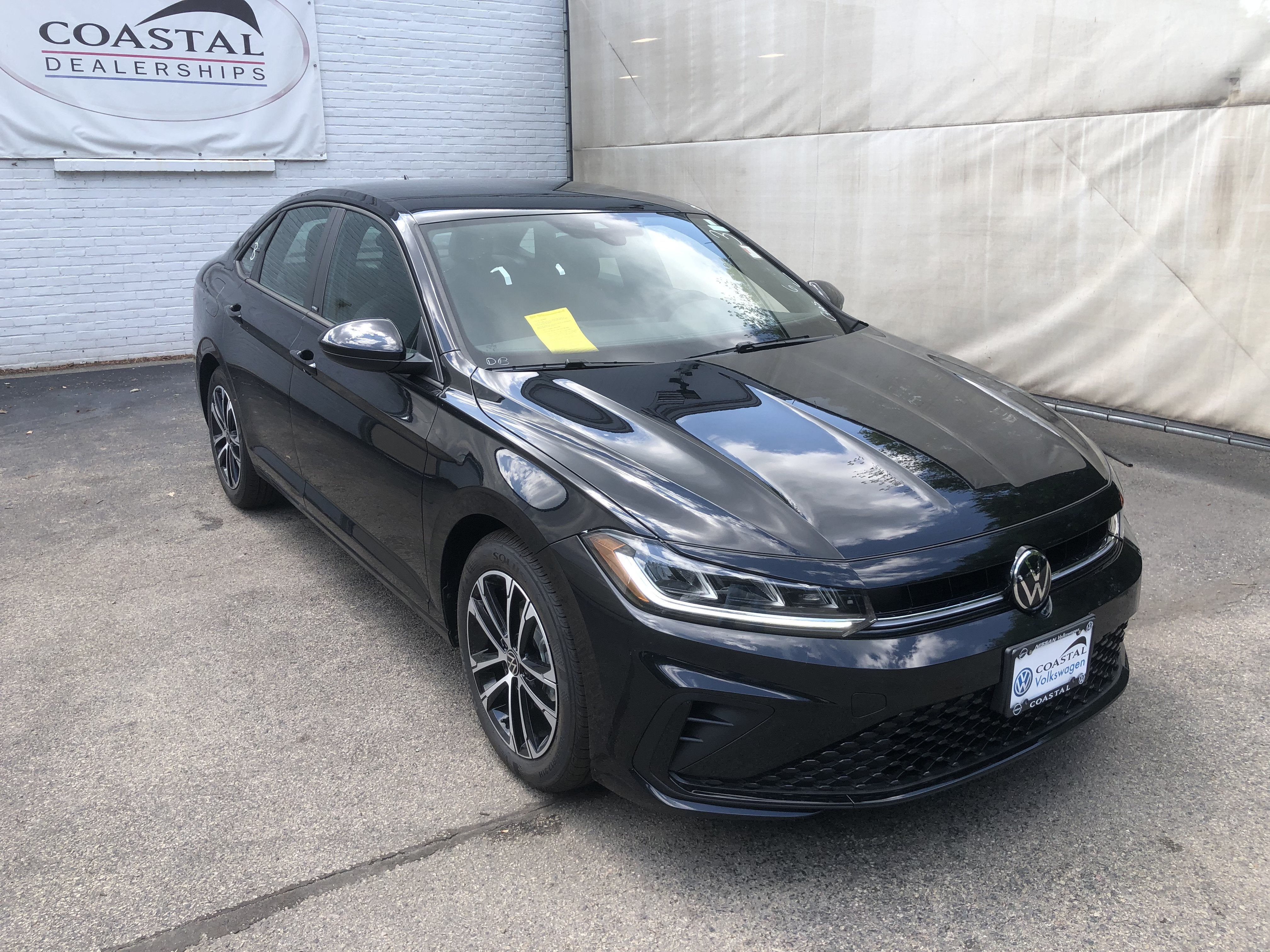 2026 Volkswagen Jetta Sport w/ext. range remote starter