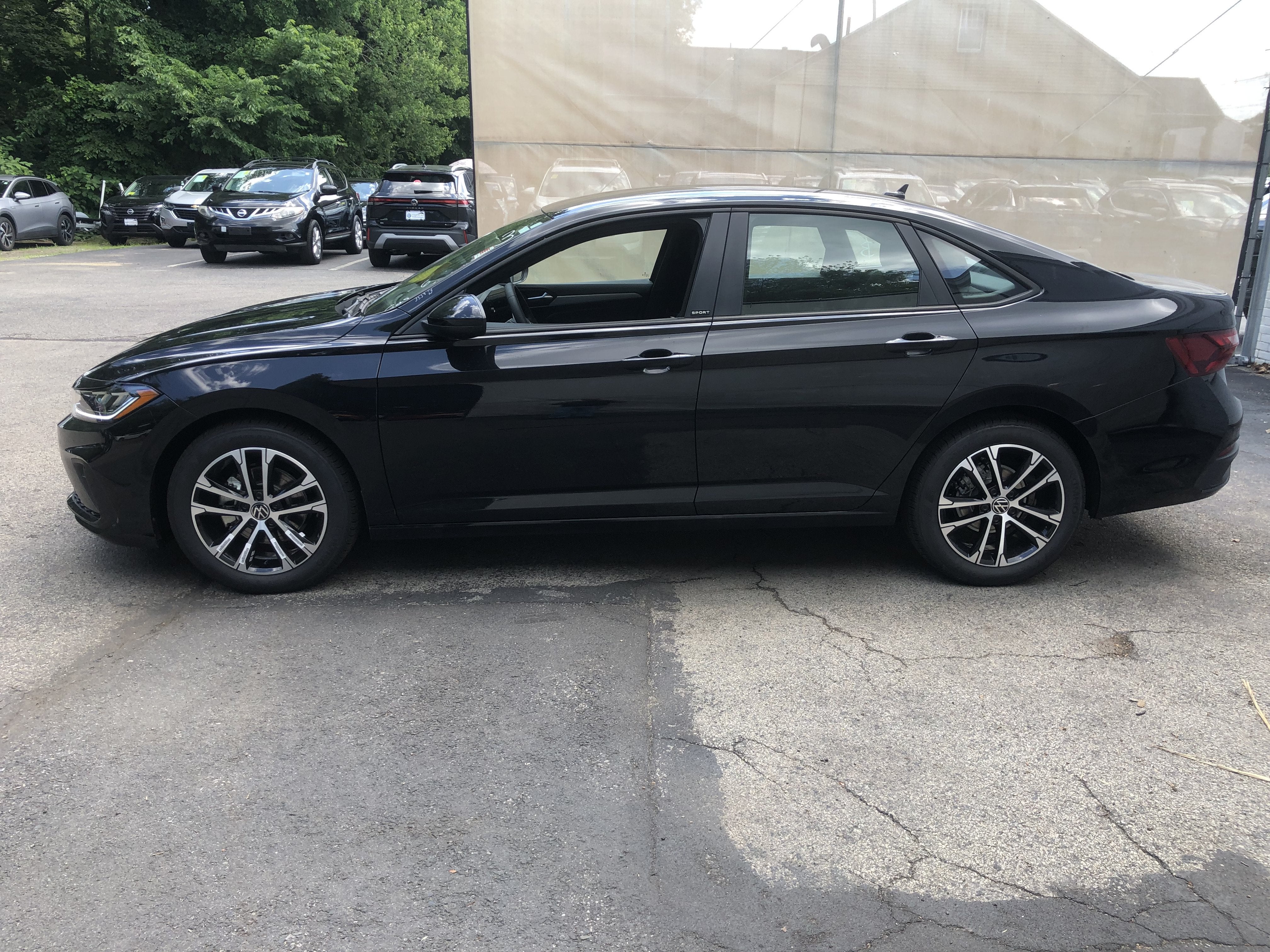 2026 Volkswagen Jetta Sport w/ext. range remote starter