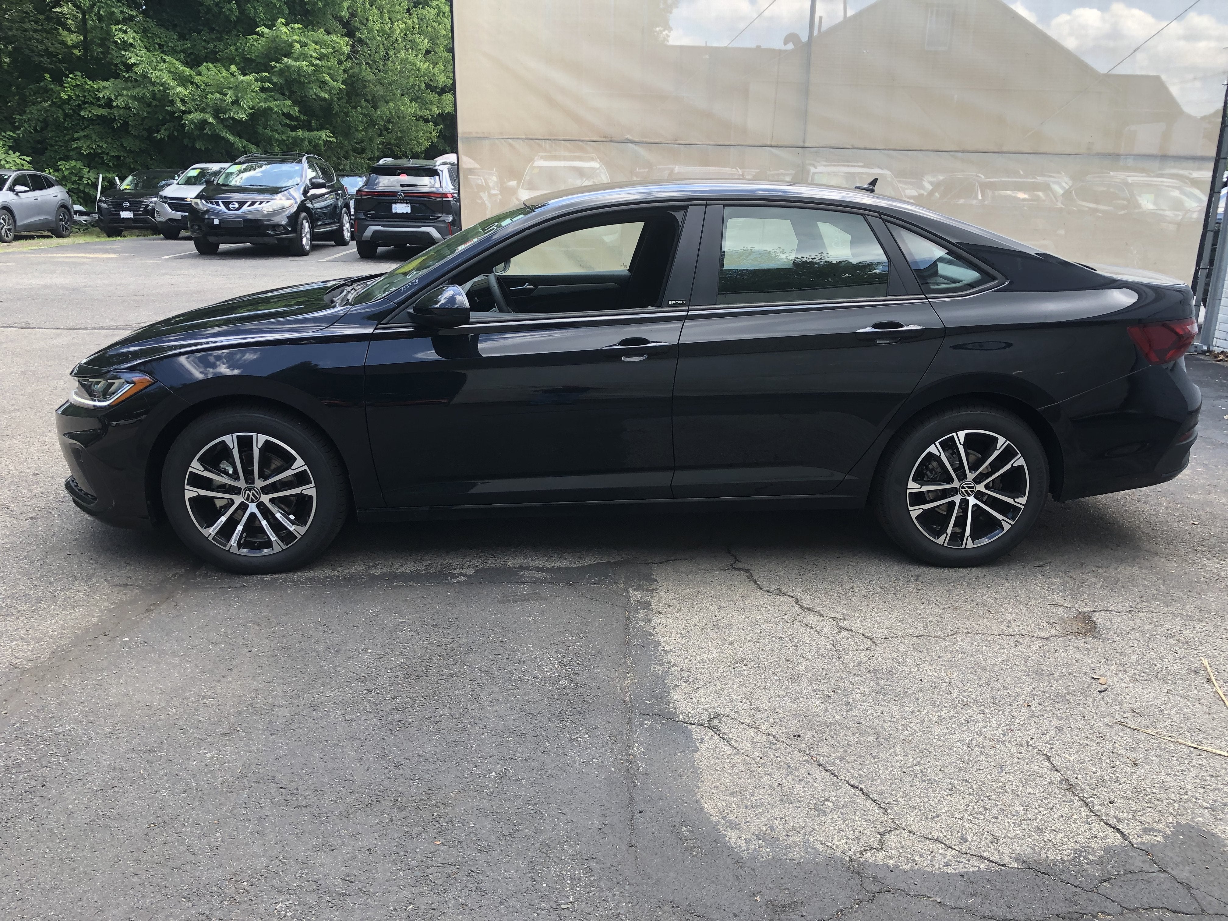 2026 Volkswagen Jetta Sport w/ext. range remote starter