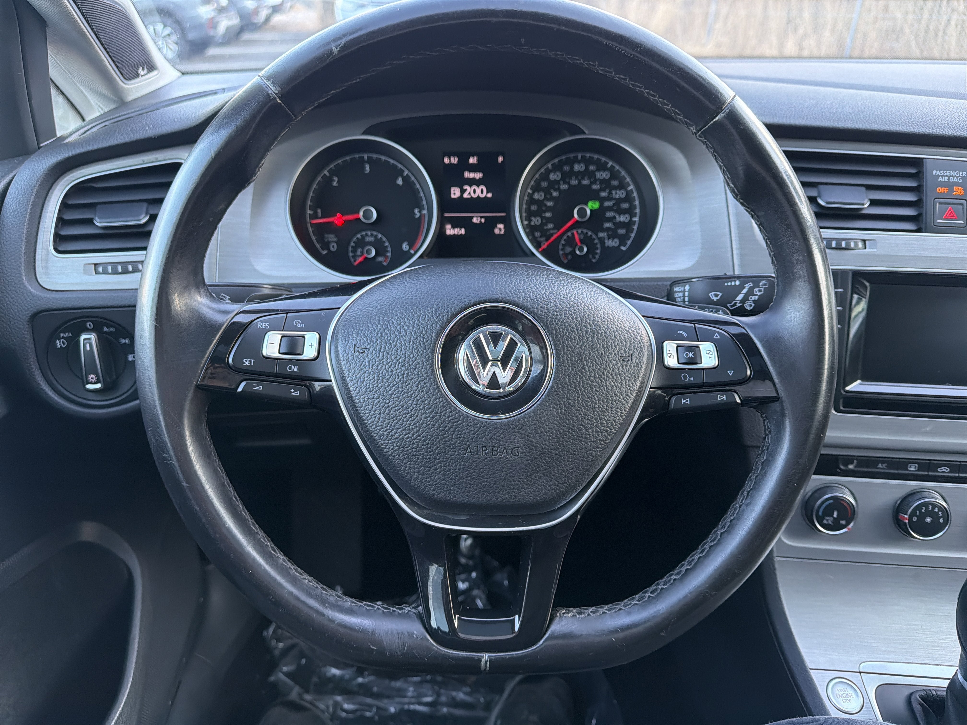 2015 Volkswagen Golf SportWagen TDI S