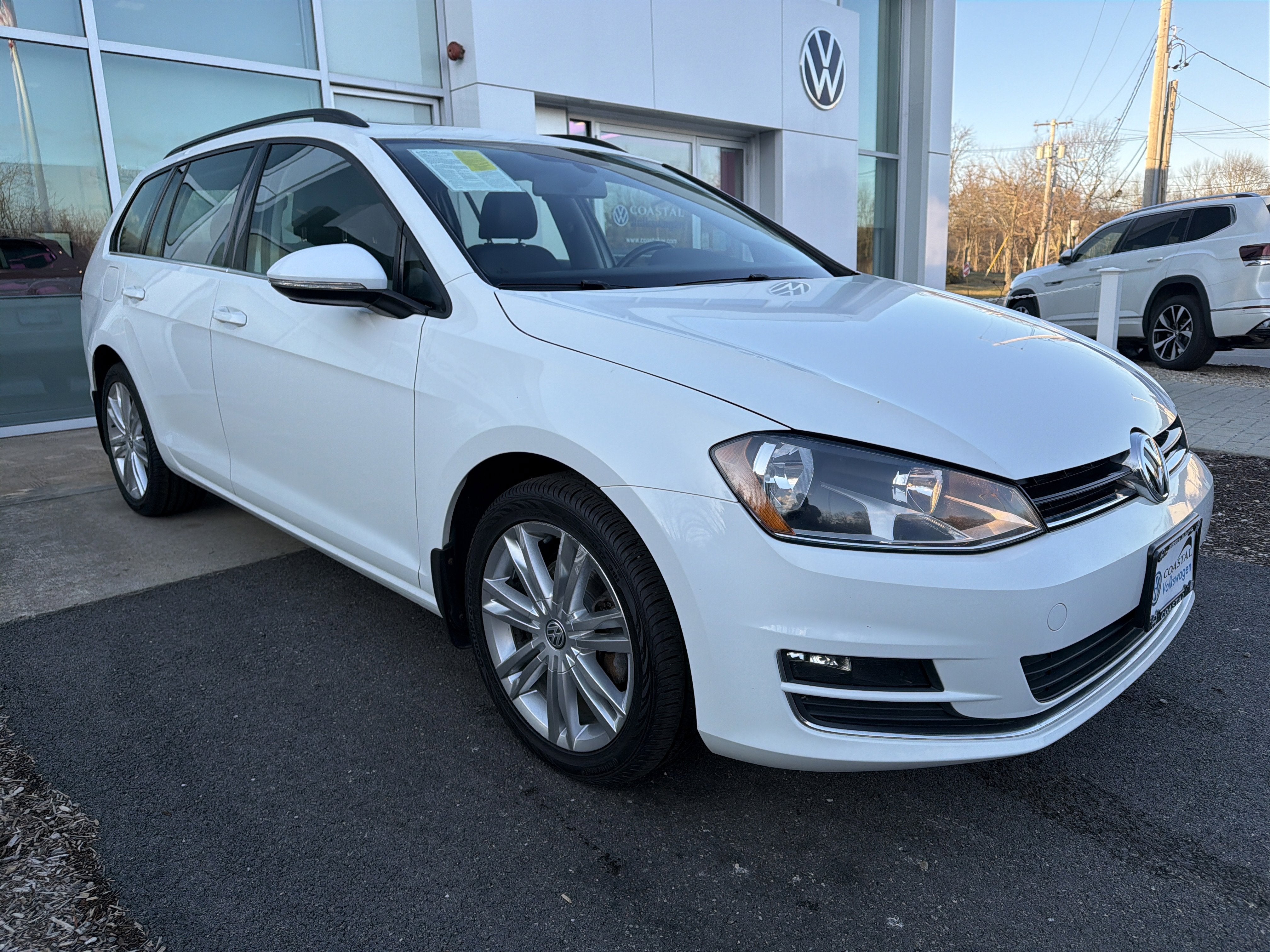 2015 Volkswagen Golf SportWagen TDI S