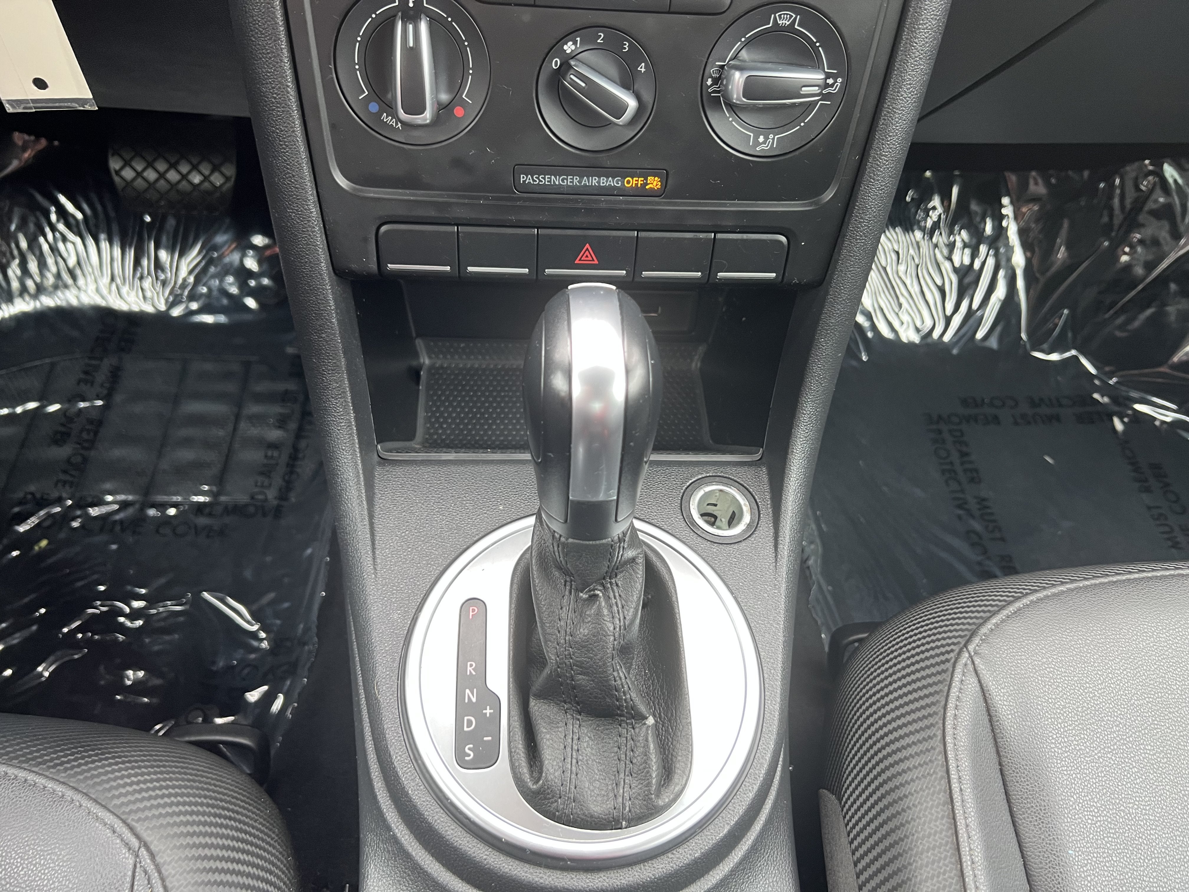 2016 Volkswagen Beetle 1.8T Wolfsburg Edition