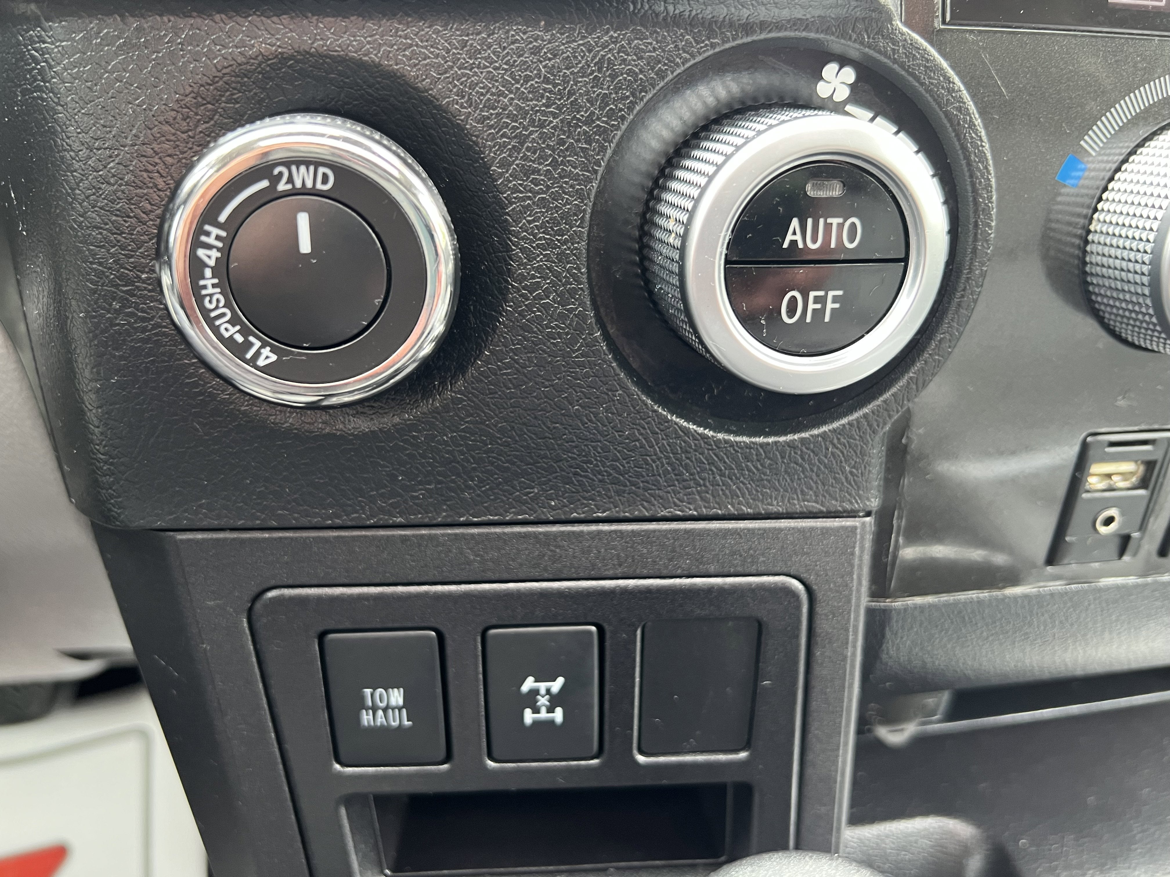 2019 Toyota Sequoia Limited