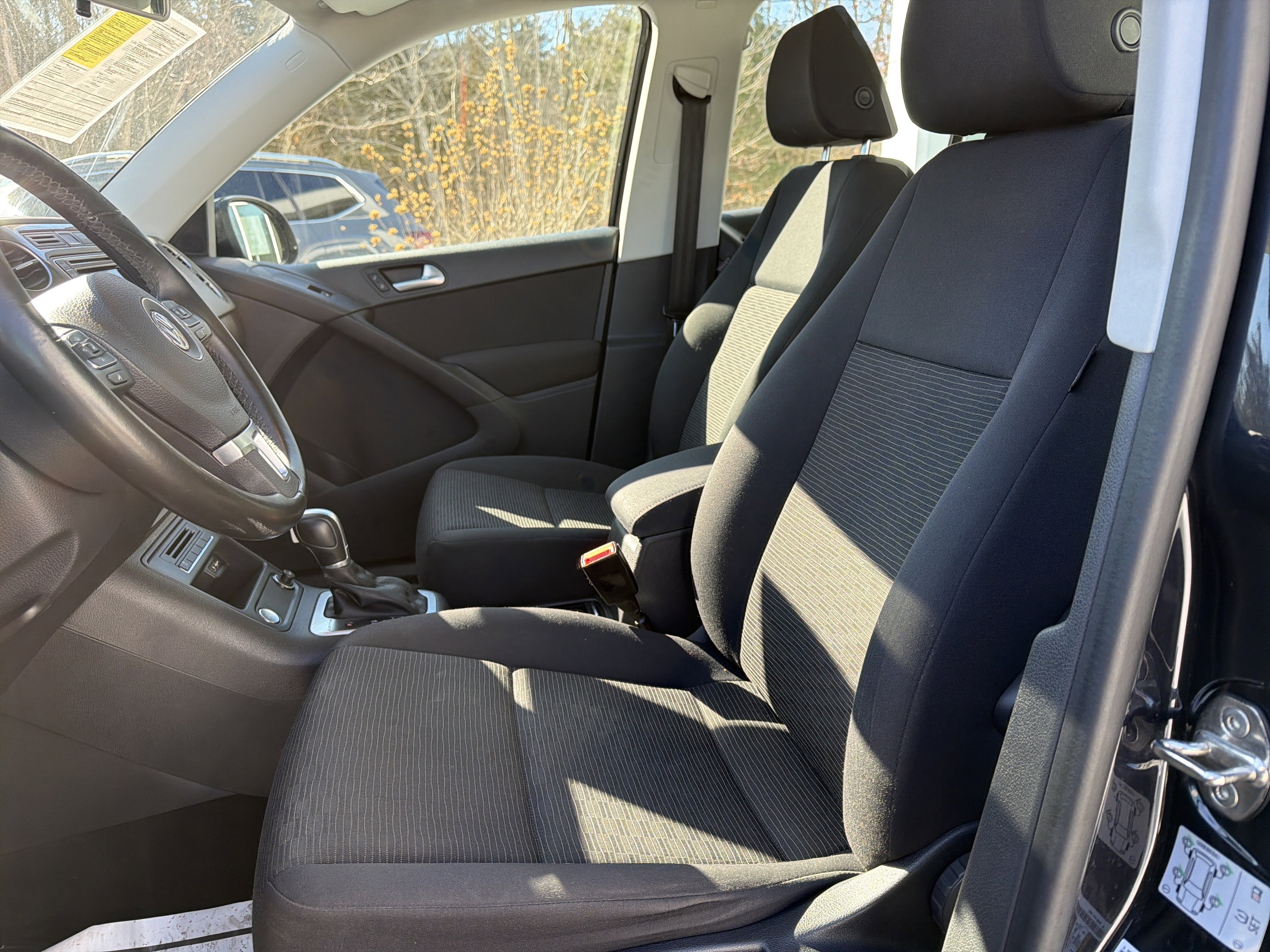 2018 Volkswagen Tiguan Limited Base