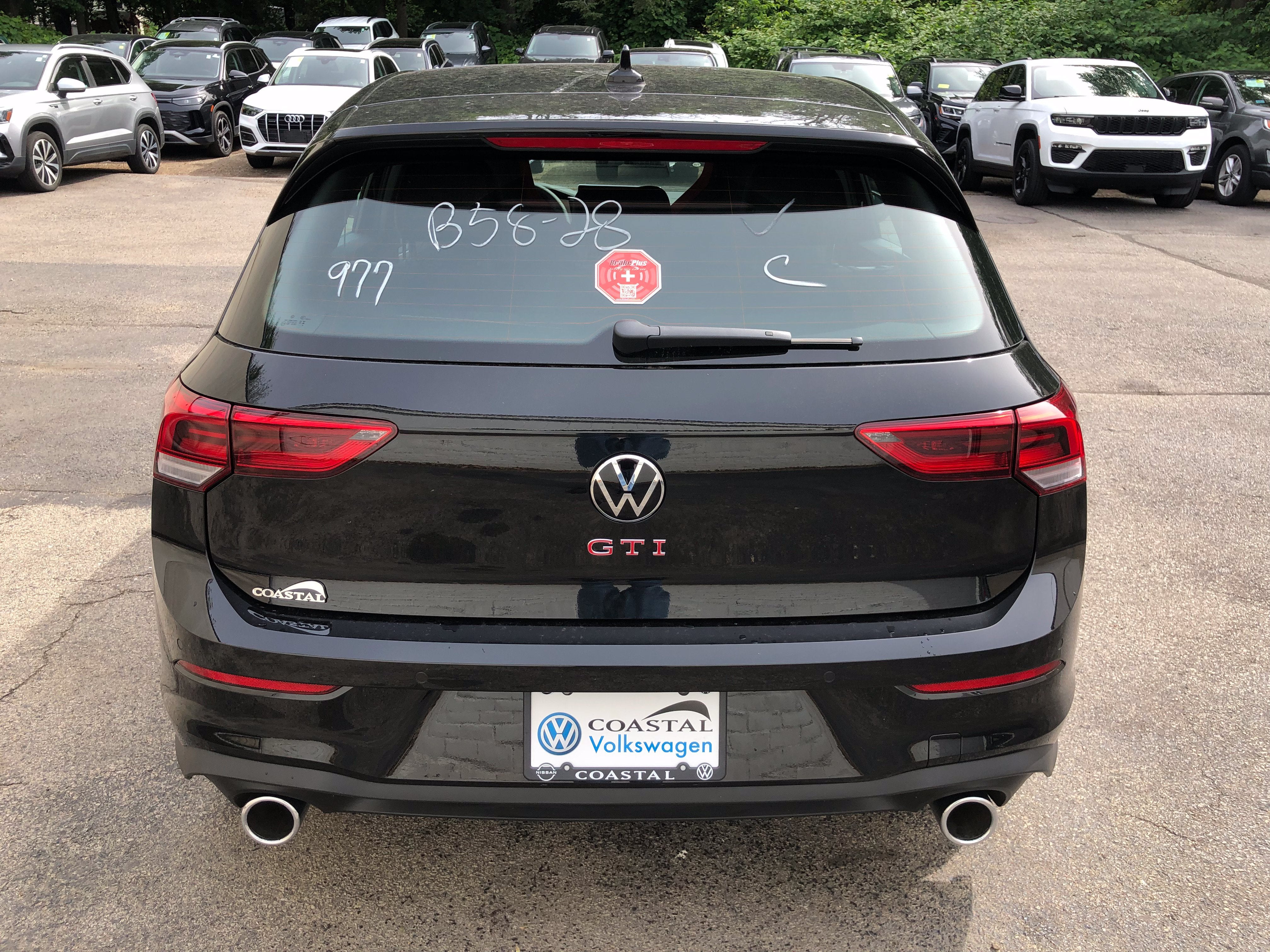 2026 Volkswagen Golf GTI SE